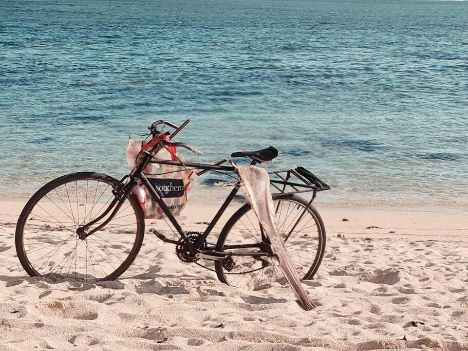Vacation Beach House South Of Mauritius - Riambel Экстерьер фото